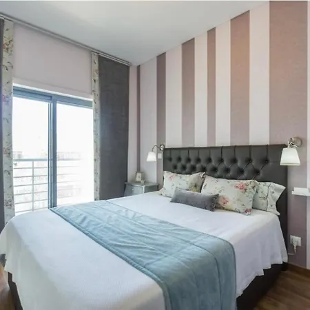 Casa Da Praca De Portugal Апартаменты