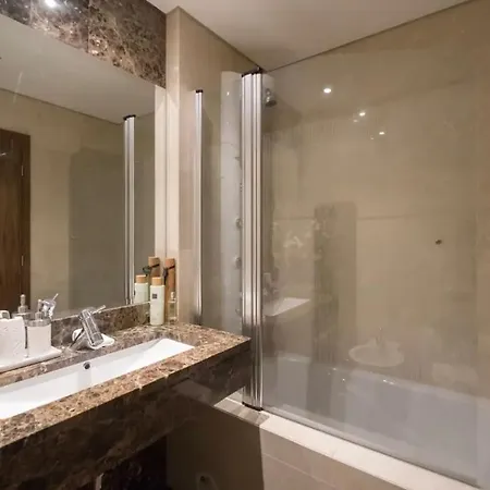 Casa Da Praca De Portugal Апартаменты *